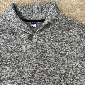 Boys Old Navy Marled Gray Pullover Top. Size XL (14-16)